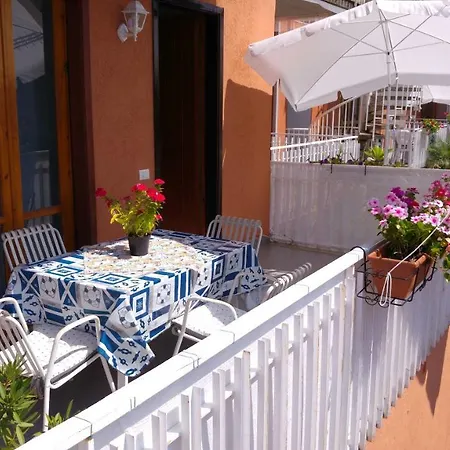 La Casa Del Sole Tra L'etna E Il Mare Casa vacanze *